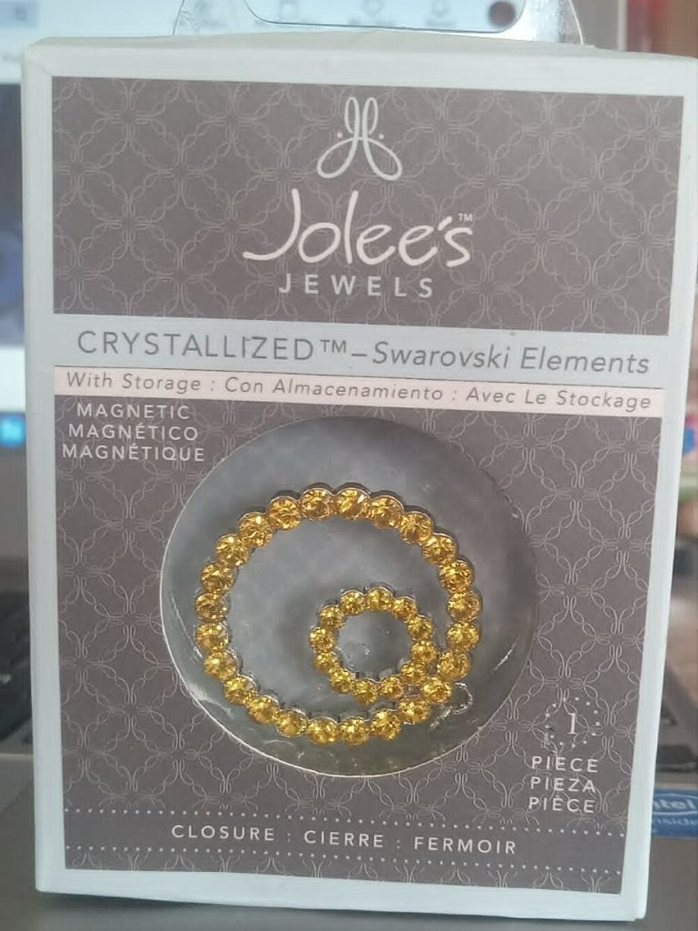 Jolee's crystallized Swarovski elements pendant